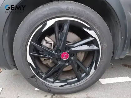 Photo 27 DS DS 7 Gén. I Ph1 NG Performance Line 5