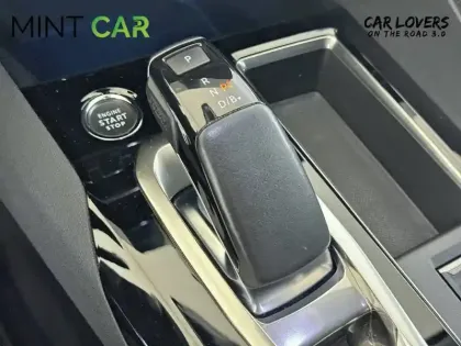 Photo 14 Peugeot 3008  Hybrid 225 e-EAT8