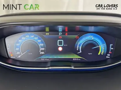 Photo 13 Peugeot 3008  Hybrid 225 e-EAT8