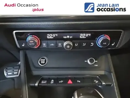 Photo 13 Audi Q3  45 TFSIe 245 ch S tronic 6