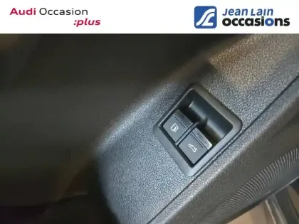 Photo 38 Audi Q3  45 TFSIe 245 ch S tronic 6