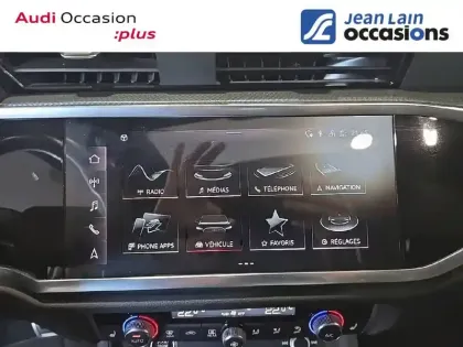 Photo 15 Audi Q3  45 TFSIe 245 ch S tronic 6