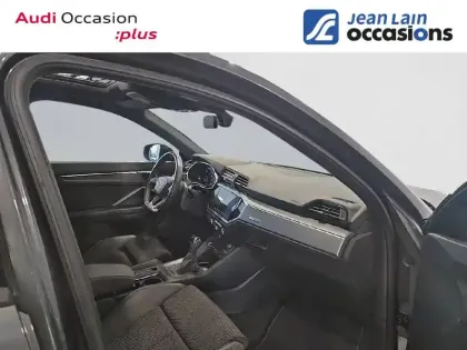 Photo 30 Audi Q3  45 TFSIe 245 ch S tronic 6