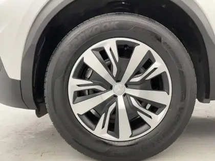 Photo 16 Peugeot 2008  Electrique 136 ch