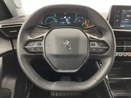 Photo 22 Peugeot 2008  Electrique 136 ch