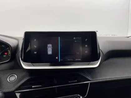 Photo 31 Peugeot 2008  Electrique 136 ch