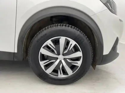 Photo 17 Peugeot 2008  Moteur électrique 136 ch