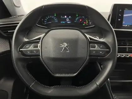 Photo 22 Peugeot 2008  Moteur électrique 136 ch