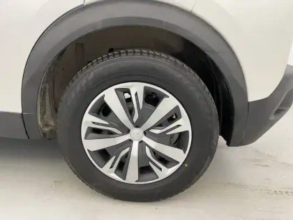 Photo 15 Peugeot 2008  Moteur électrique 136 ch