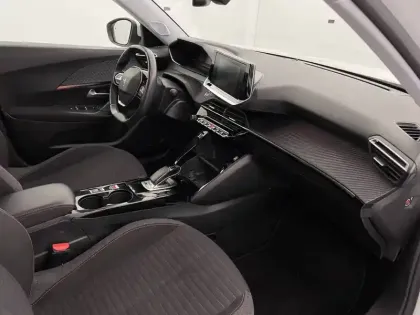 Photo 27 Peugeot 2008  Moteur électrique 136 ch