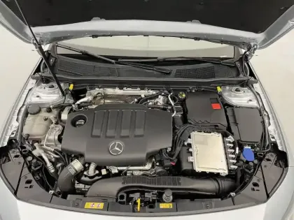 Photo 19 Mercedes Classe A  200 d 8G-DCT