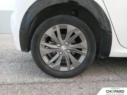 Photo 32 Peugeot 208 Gén. II Ph1 NG Style 5