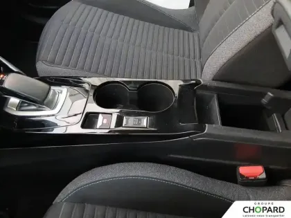 Photo 18 Peugeot 208  Electrique 50 kWh 136ch