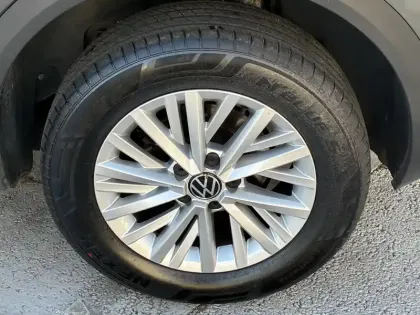 Photo 21 Volkswagen T-roc  1.0 TSI 110 Start/Stop BVM6