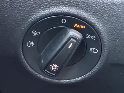 Photo 10 Volkswagen T-roc  1.0 TSI 110 Start/Stop BVM6