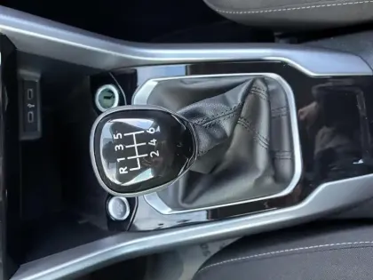 Photo 25 Volkswagen T-roc  1.0 TSI 110 Start/Stop BVM6