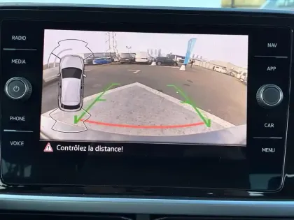 Photo 6 Volkswagen T-roc  1.0 TSI 110 Start/Stop BVM6