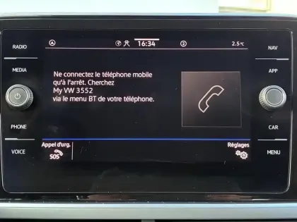 Photo 14 Volkswagen T-roc  1.0 TSI 110 Start/Stop BVM6