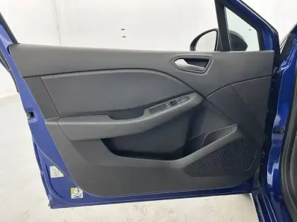 Photo 10 Renault Clio  dCi 100