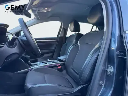 Photo 8 Renault Megane Mégane IV Berline Blue dCi 115 EDC - 21N