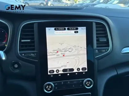 Photo 17 Renault Megane Mégane IV Berline Blue dCi 115 EDC - 21N