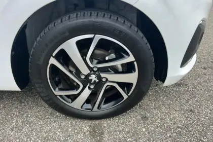 Photo 11 Peugeot 108  VTi 72ch S&S BVM5