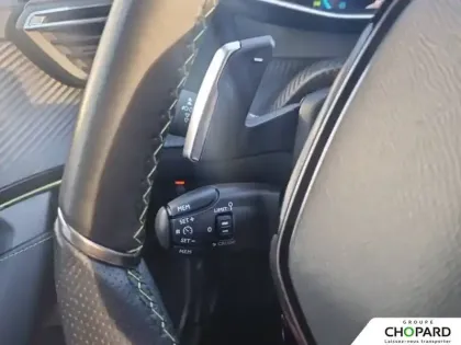 Photo 13 Peugeot 2008  PureTech 130 S&S EAT8