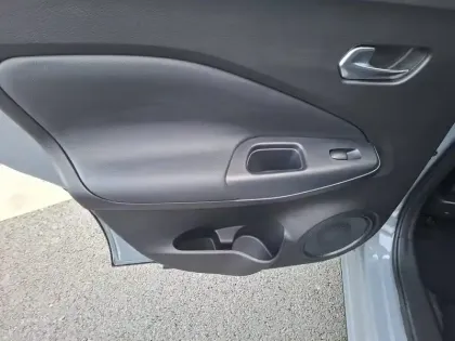 Photo 12 Nissan Juke  HYBRID 143