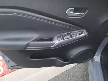 Photo 16 Nissan Juke  HYBRID 143