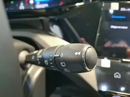 Photo 21 Peugeot 308  SW BlueHDi 130ch S&S EAT8