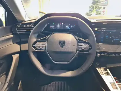 Photo 8 Peugeot 308  SW BlueHDi 130ch S&S EAT8