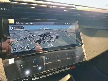 Photo 23 Peugeot 308  SW BlueHDi 130ch S&S EAT8