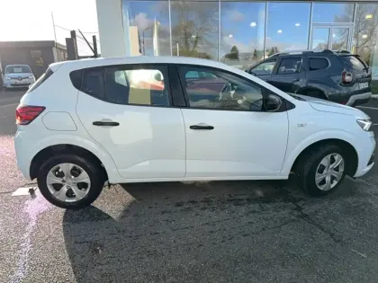 Photo 5 Dacia Sandero  SCe 65