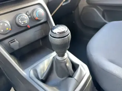 Photo 12 Dacia Sandero  SCe 65