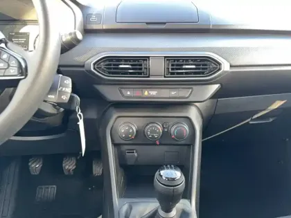 Photo 11 Dacia Sandero  SCe 65