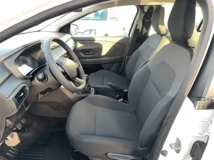 Photo 8 Dacia Sandero  SCe 65