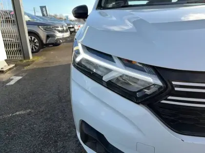 Photo 19 Dacia Sandero  SCe 65