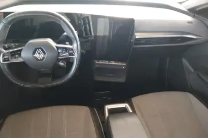 Photo 8 Renault Megane  E-Tech EV60 220 ch super charge