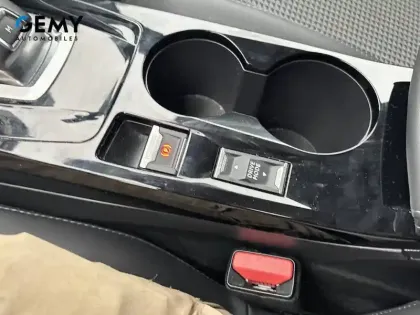 Photo 19 Peugeot 208  PureTech 100 S&S EAT8