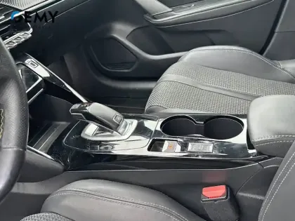 Photo 12 Peugeot 208  PureTech 100 S&S EAT8