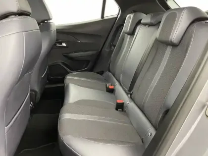 Photo 14 Peugeot 2008  PureTech 130 S&S EAT8