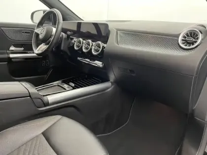 Photo 31 Mercedes GLA  250 e 8G-DCT