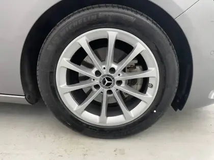 Photo 12 Mercedes Classe B  180 d 7G-DCT