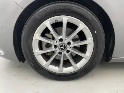 Photo 17 Mercedes Classe B  180 d 7G-DCT