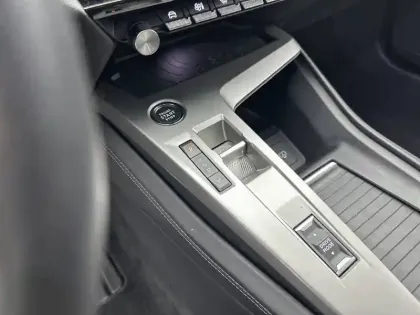 Photo 63 Peugeot 308  SW BlueHDi 130ch S&S EAT8