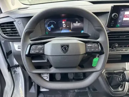 Photo 8 Peugeot Expert  FGN M DIESEL 120 CH MANUELLE