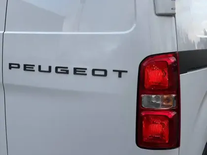 Photo 16 Peugeot Expert  FGN M DIESEL 120 CH MANUELLE