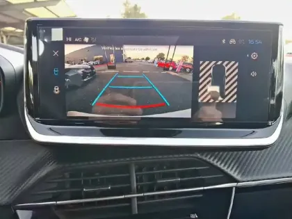 Photo 17 Peugeot 2008  Hybrid 145 e-DCS6