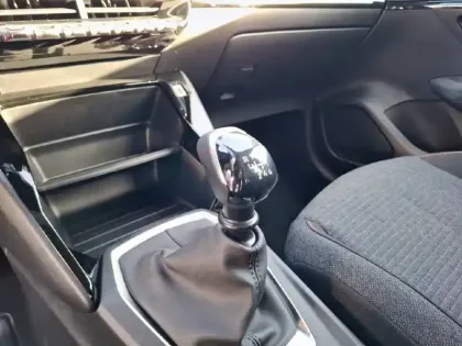 Photo 40 Peugeot 208  100 S&S BVM6