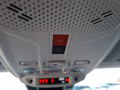 Photo 71 Peugeot 208  100 S&S BVM6